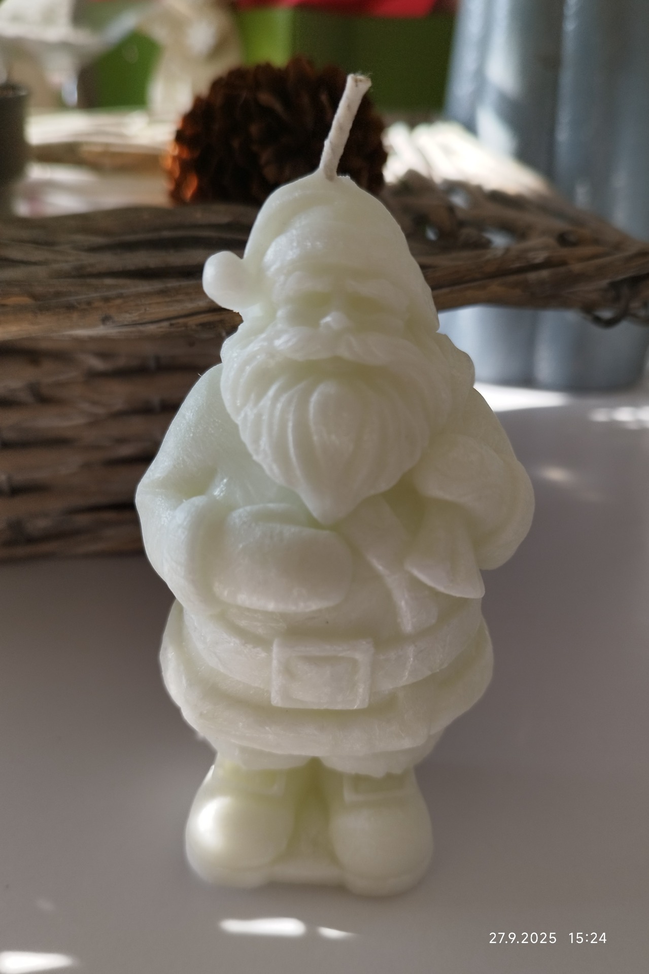 Santa velký s darkem 50,- Kč 